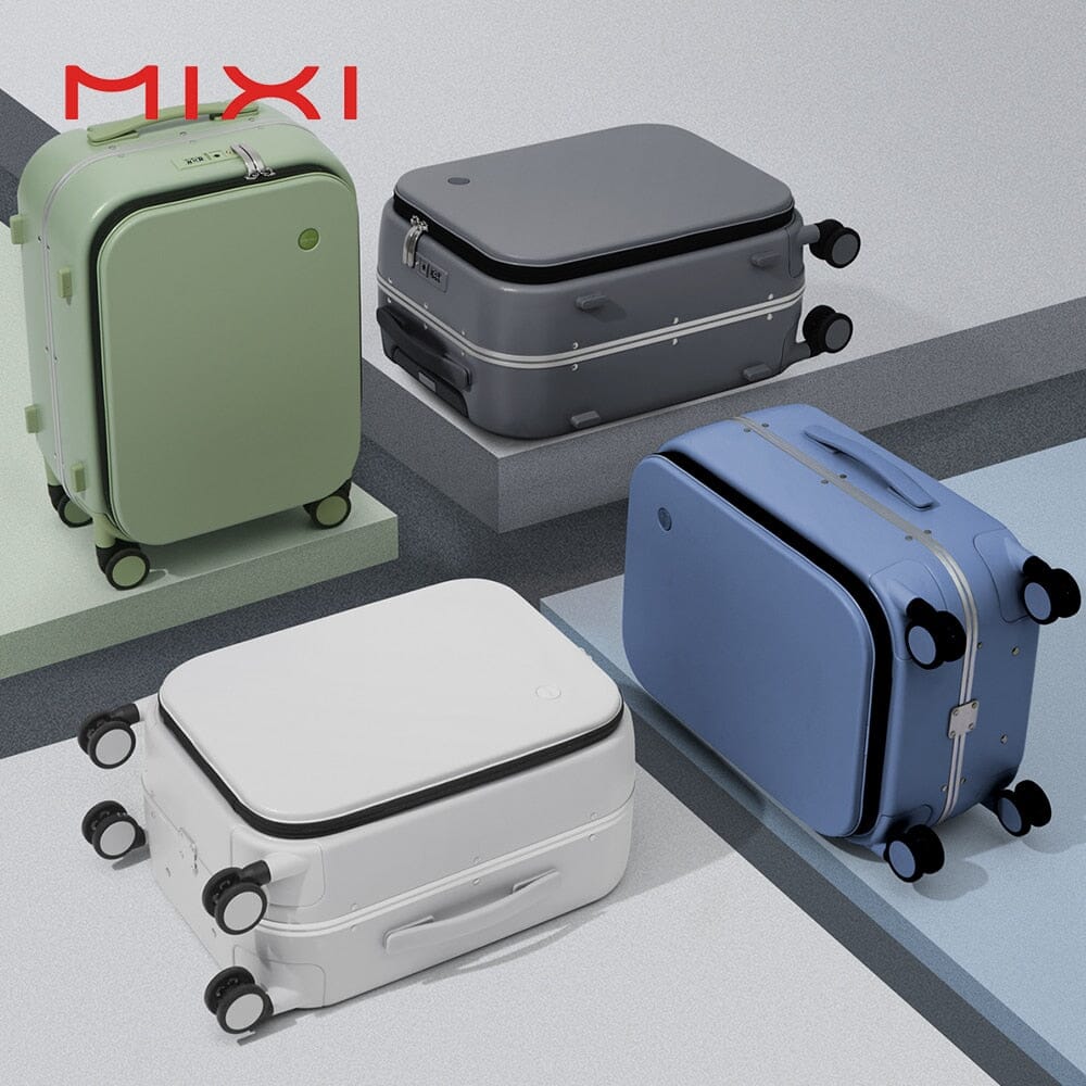 SuitMe™ - Elegant travel suitcase